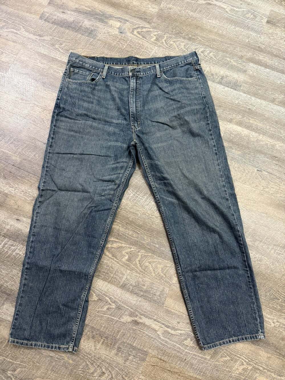 Levi’s 550 Relaxed Fit Jeans Men’s 46x32 Blue Denim Red Tab Rare Variant